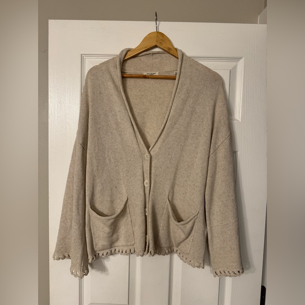 Max Studio London Neutral Oat Slouchy Cardigan with Buttons & Pockets Size Small